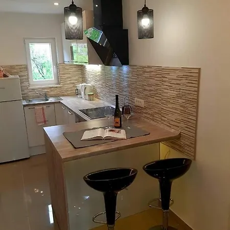 In With Sea View, Balcony, Air Conditioning, Wifi 4325-3 Apartman