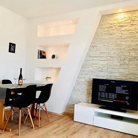 In With Sea View, Balcony, Air Conditioning, Wifi 4325-3 Apartment Supetarska Draga