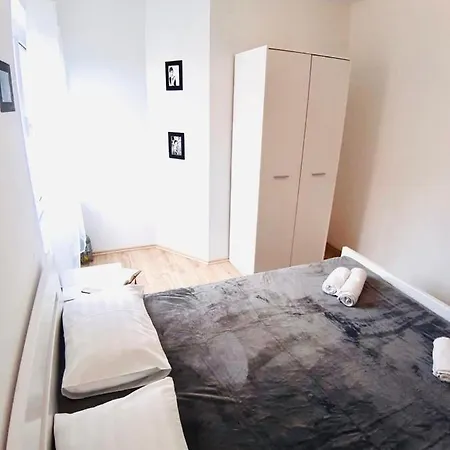 In With Sea View, Balcony, Air Conditioning, Wifi 4325-3 *