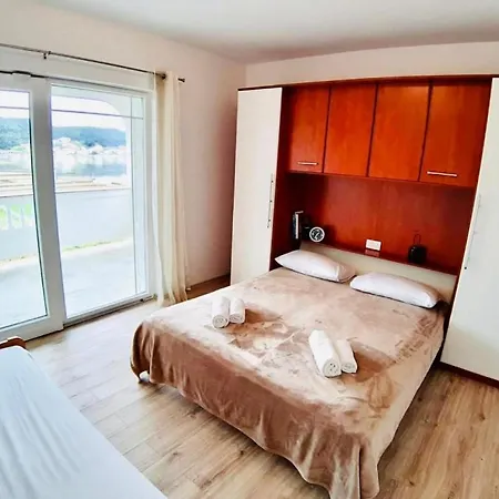 In With Sea View, Balcony, Air Conditioning, Wifi 4325-3 Apartment *