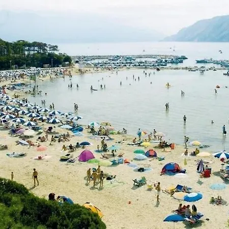 Apartment In With Sea View, Balcony, Air Conditioning, Wifi 4325-3 Supetarska Draga