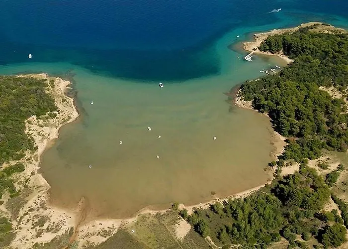 Apartment In With Sea View, Balcony, Air Conditioning, Wifi 4325-3 Supetarska Draga